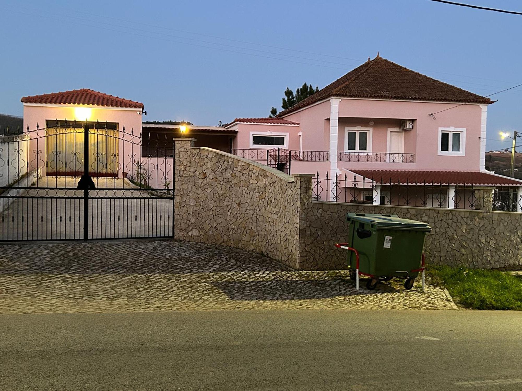 Mae Home Story Caldas Da Rainha Bagian luar foto